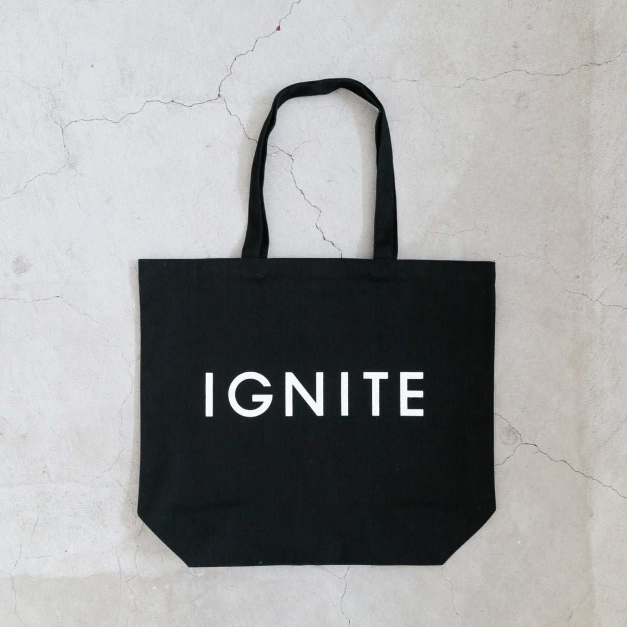 IGNITE Canvas big Tote - BLACK