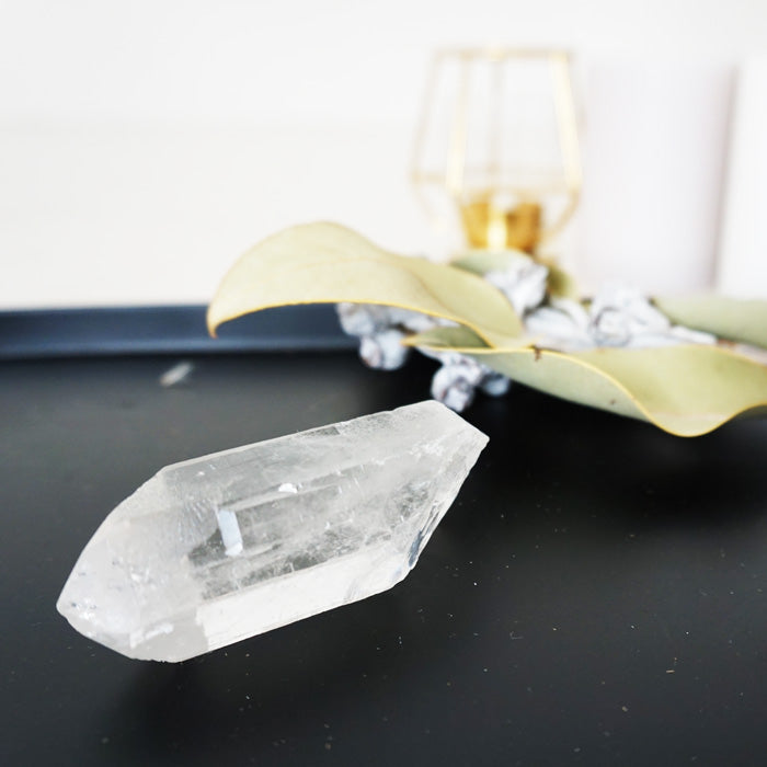 CRYSTAL QUARTZ クリスタル クオーツ