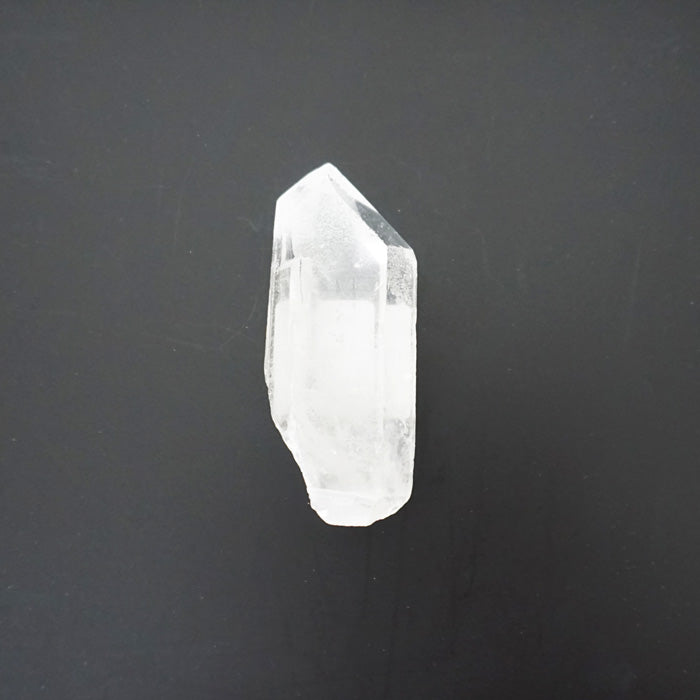 CRYSTAL QUARTZ クリスタル クオーツ