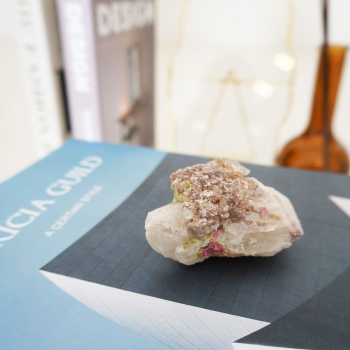 TOURMALINE in CRYSTAL QUARTZ トルマリン入りクリスタルクオーツ