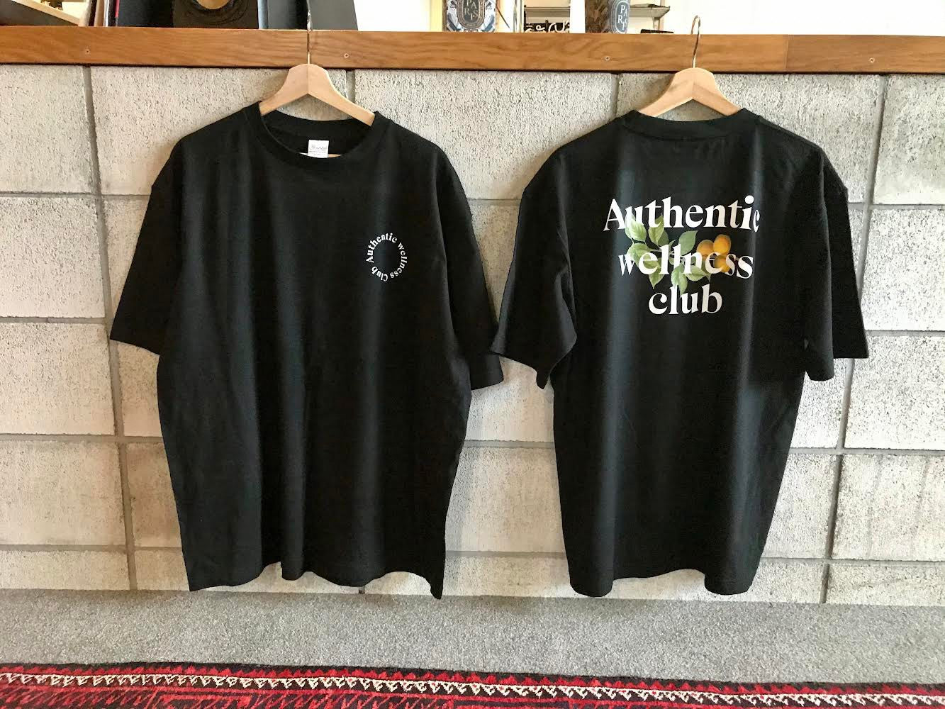 Authentic wellness club レモンロゴ ビッグシルエットTシャツブラック