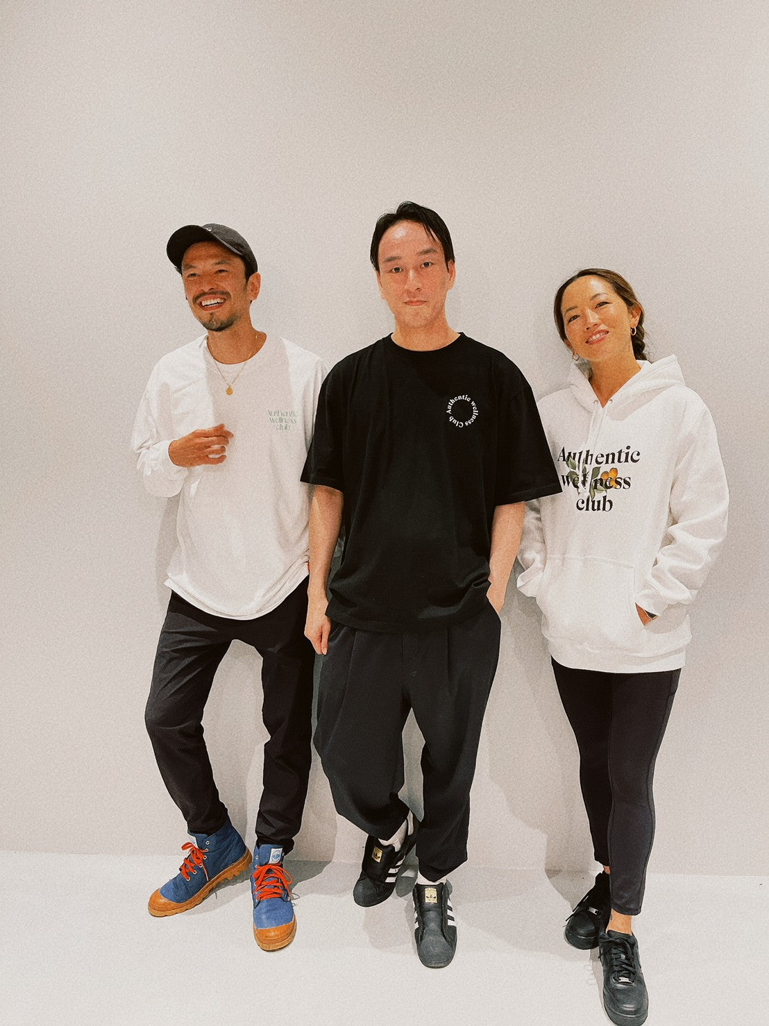 Authentic wellness club レモンロゴ ビッグシルエットTシャツブラック
